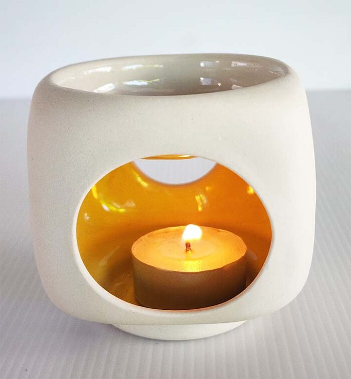 Small Oil Burner – Square – Yellow - Image 1