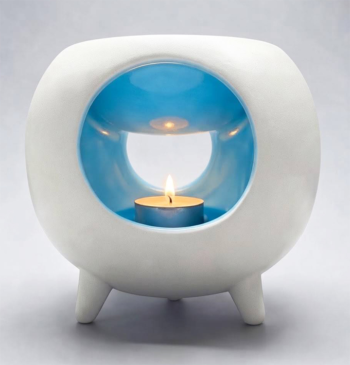 Oil Burner – Round w/Ceramic Legs – Blue